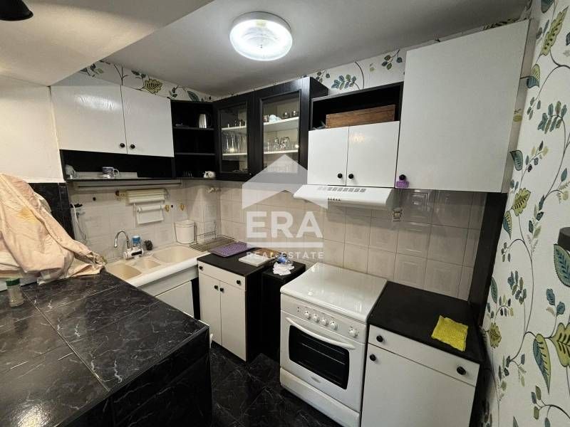 Продава се Къща в Хасково, Дружба 1 - 230 кв.м за 860 €/кв.м - Снимка #4