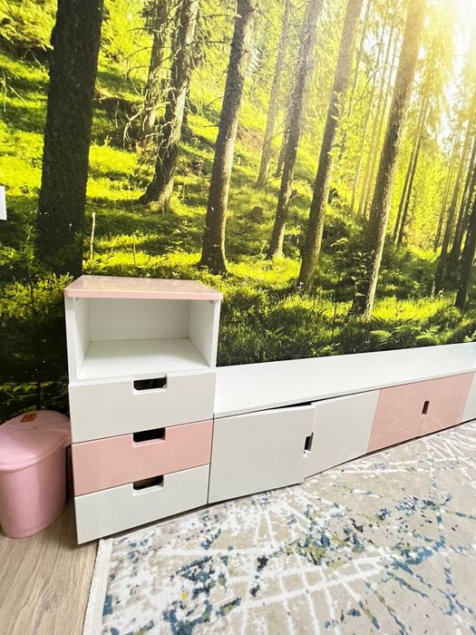 Кровать, тумбочки