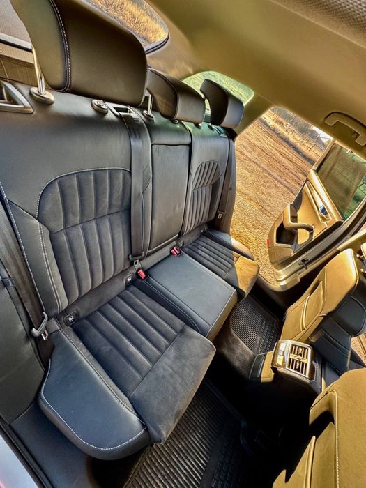 Skoda Superb 2.0 tsi 2024