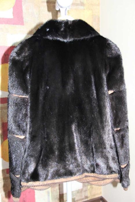 Норковая шуба черная