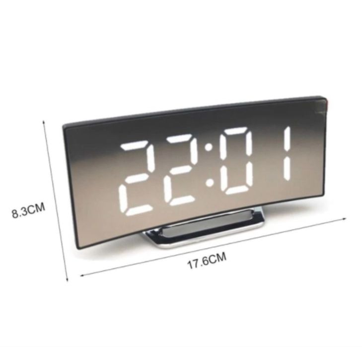 Мултифункционален настолен електронен часовник