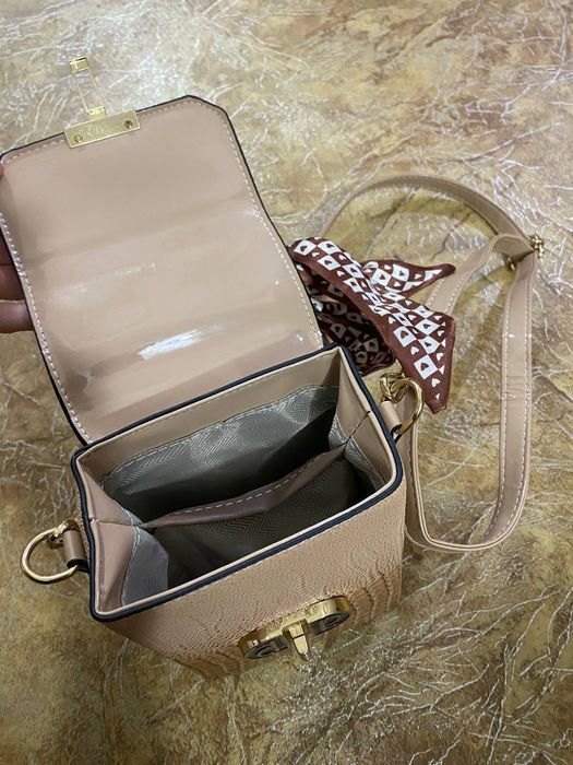 Сумка новый в отличном состоянии