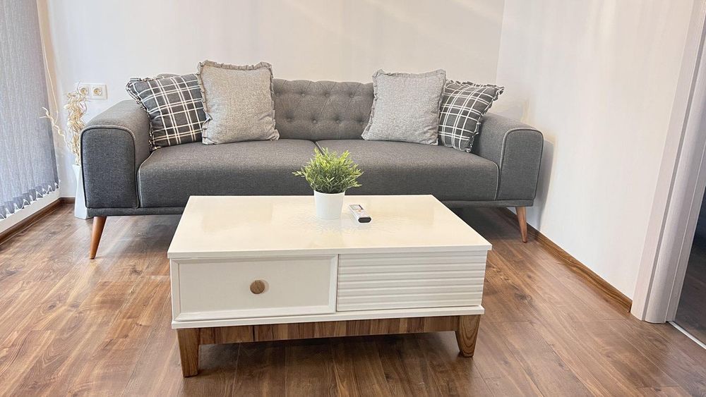 Дава се под наем Тристаен апартамент в Варна, Център - 70 кв.м за 800 € - Снимка #3