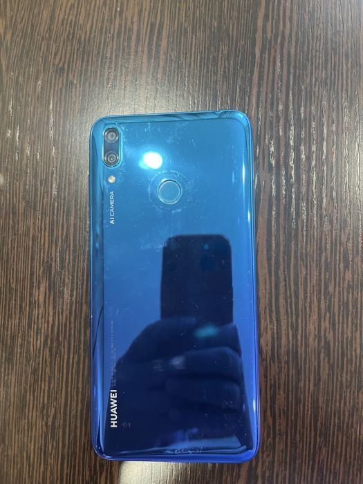 Смартфон хуавей Y7
