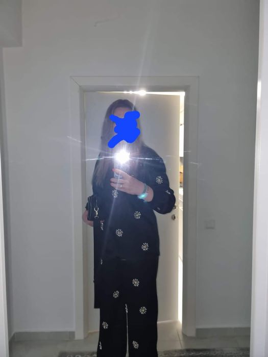 Costum negru elegant