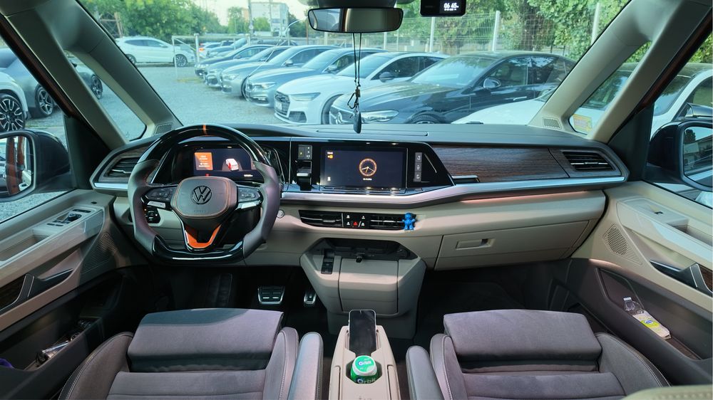 VOLKSWAGEN Multivan 2022 — imagine 4