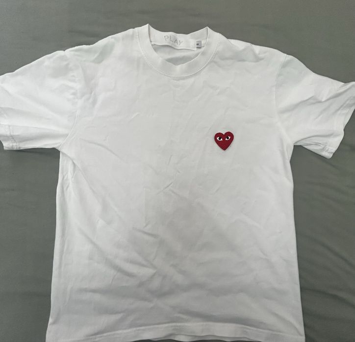 Футболка comme des garcons play