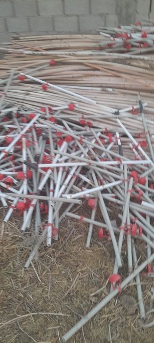 Поилки нипельные для куреи