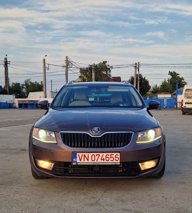 Skoda Octavia Business 2.0 Tdi/Bi-Xenon/DSG/Led/Distronic/Keyless