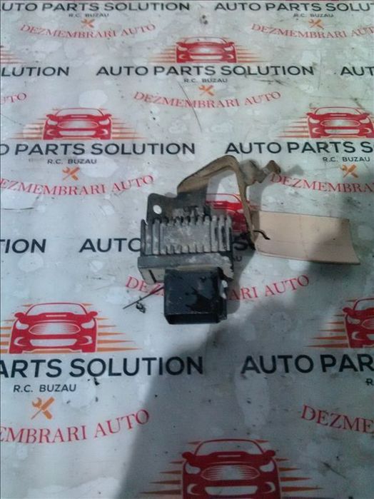 releu bujii 1.5 dci renault clio an fabr. 2010