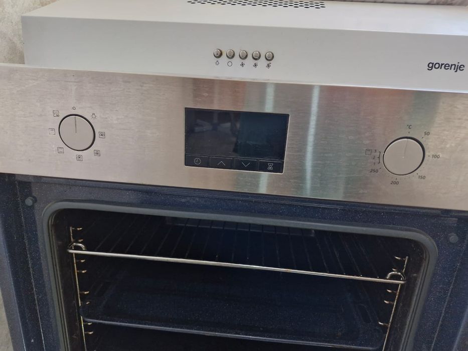 Продам электро духовку