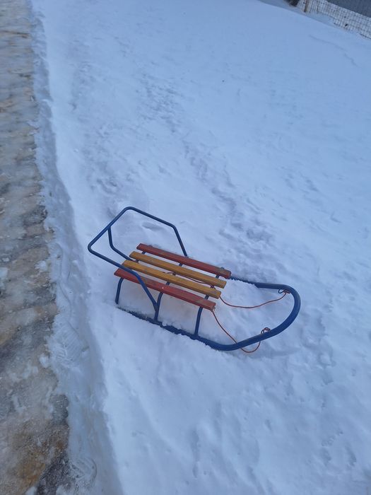 Продам санки б/у