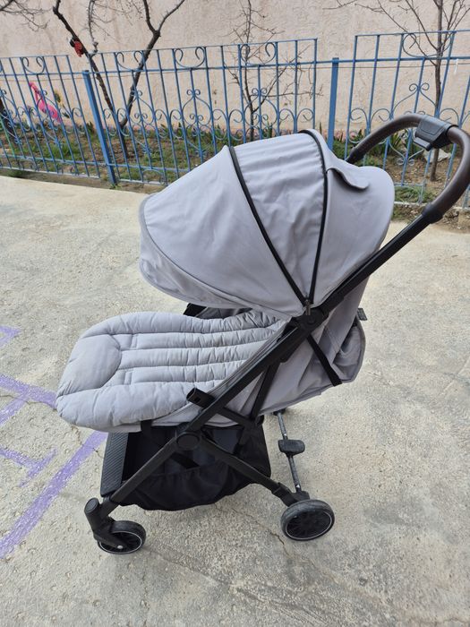 Продам детскую коляску