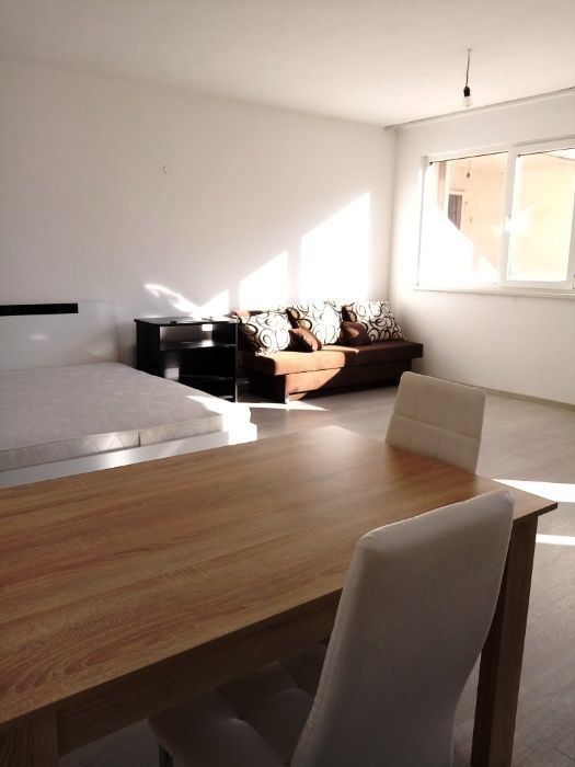 Дава се под наем Едностаен апартамент в София, Люлин 10 - 43 кв.м за 290.7 € - Снимка #1