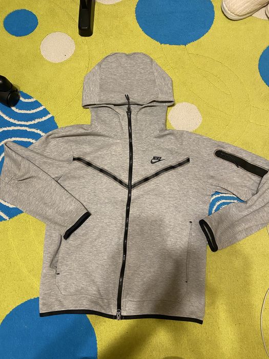 Вверх Nike tech fleece