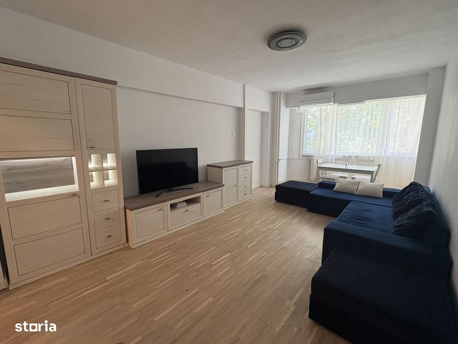 Unirii,O.Goga,ap.2 camere,et.2, 70mp,renovat,loc parcare 650Euro/luna