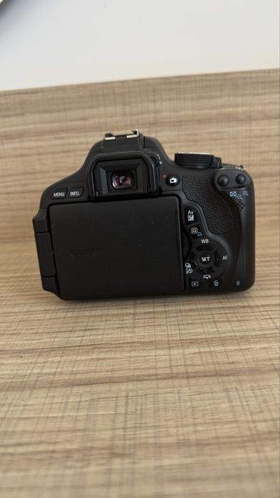 Фотоаппарат Canon EOS 600D