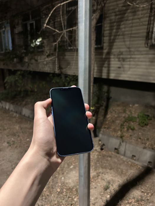 Продам Iphone 13 256gb