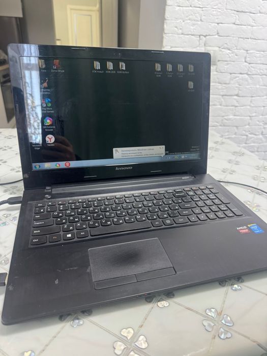 Lenova ноутбук ,цвет черный