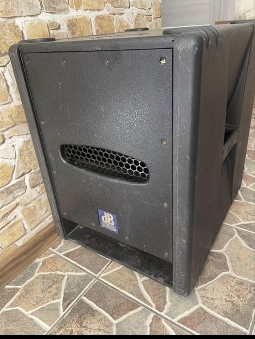 Subwoofer Activ DB TECHNOLOGIES SUB12A  difuzor pe 12’ /30cm