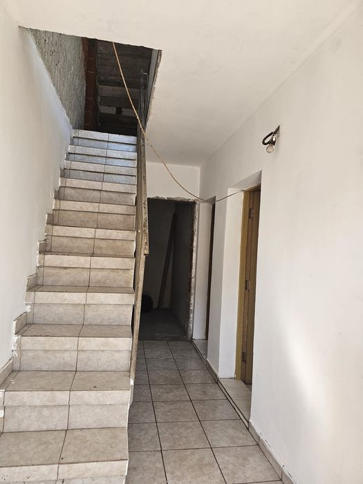 Casă particulară de vanzare