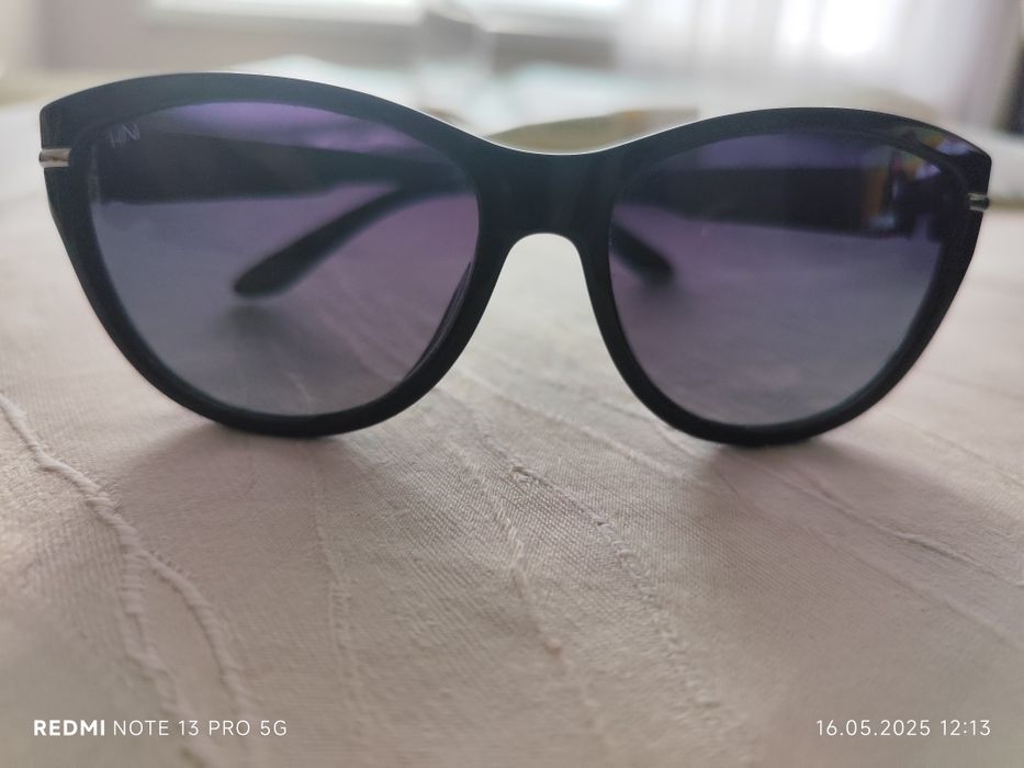 Слънчеви очила .