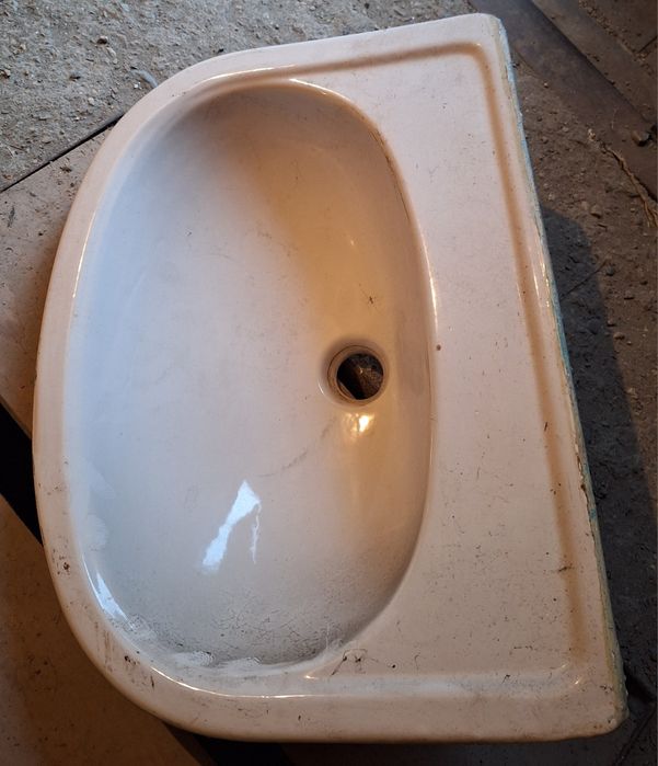 Продам раковины санфаянс