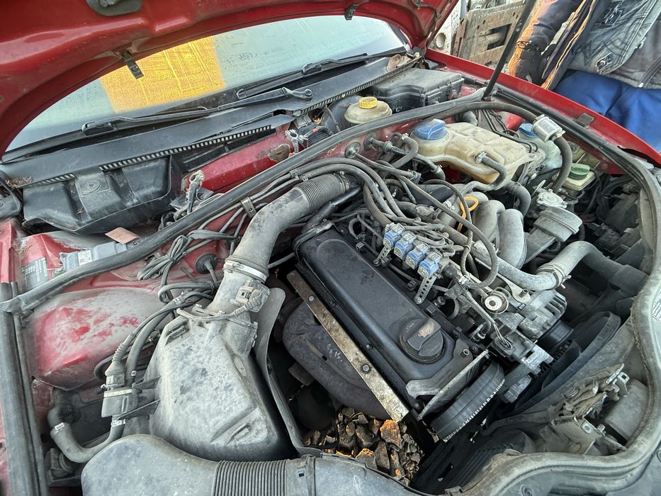 Фолксваген Пасат Б5 1.6 100 кс 1999г на части