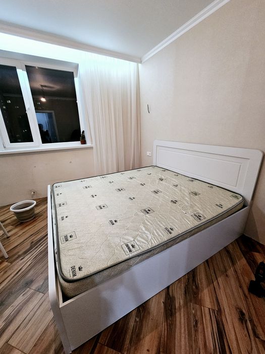 Продам кровать двухспальная