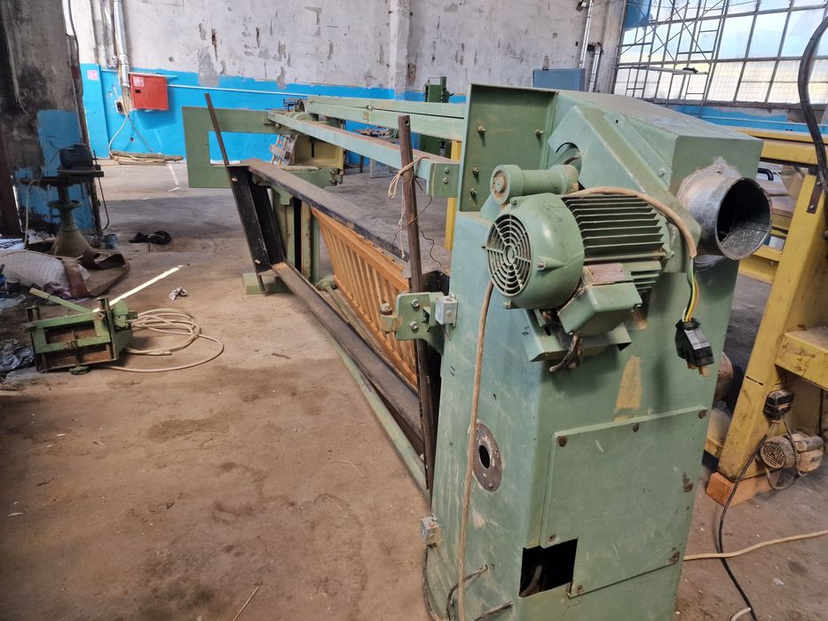 лентов шлайф с автоматично вдигане на масата 3000мм.