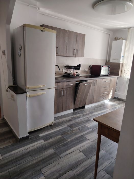 Apartament pentru închiriat 2 camere