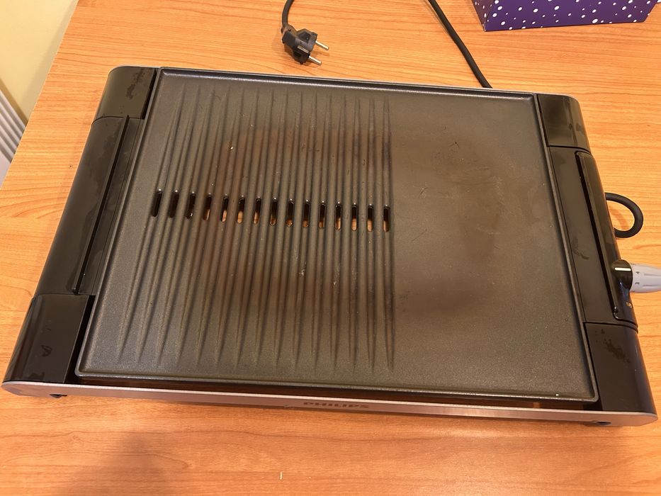 Gratar electric Philips HD4419