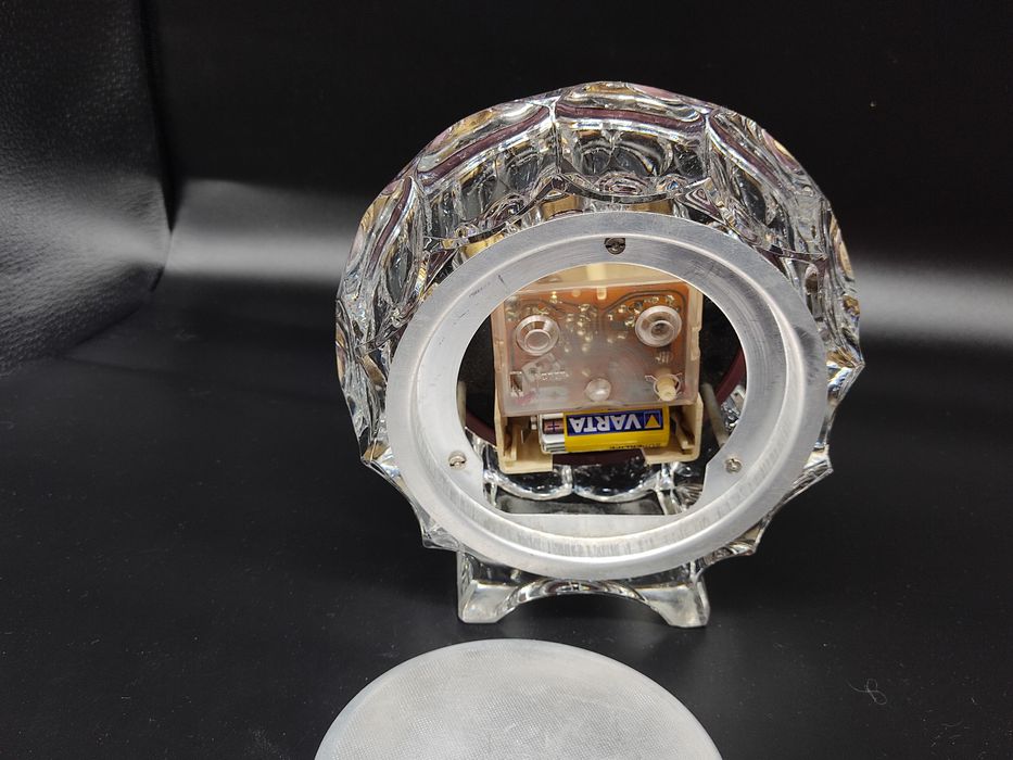 Хрустальные часы маяк