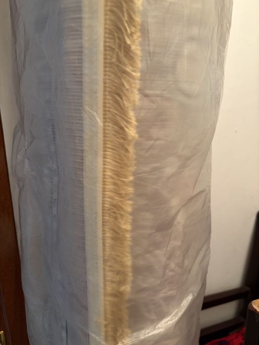 Клем сатылады новый төселмеген ақ түс размер 2х3. Пайдаланбаған клем .