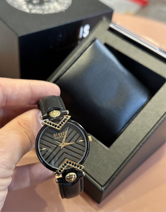 Дамски часовник Versus by Versace  vsplh1019