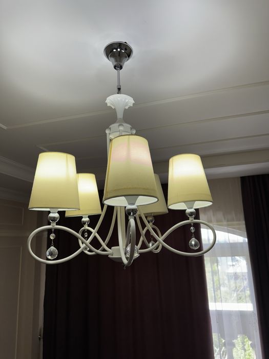 Стильные люстры б/у в отличном состоянии