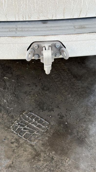 Продам фаркоп на тайоту