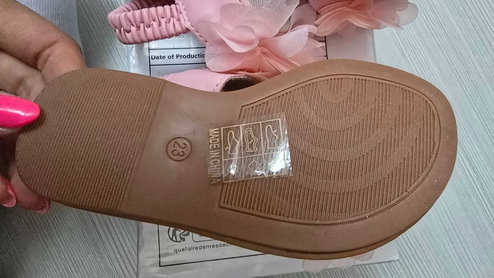 Детски сандали за момичета