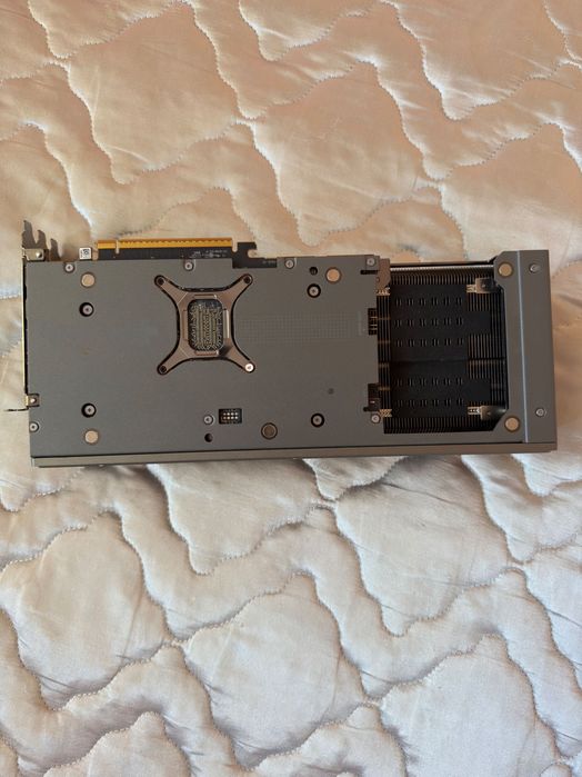 Видеокарта Sapphire Nitro+ RX 9070 XT