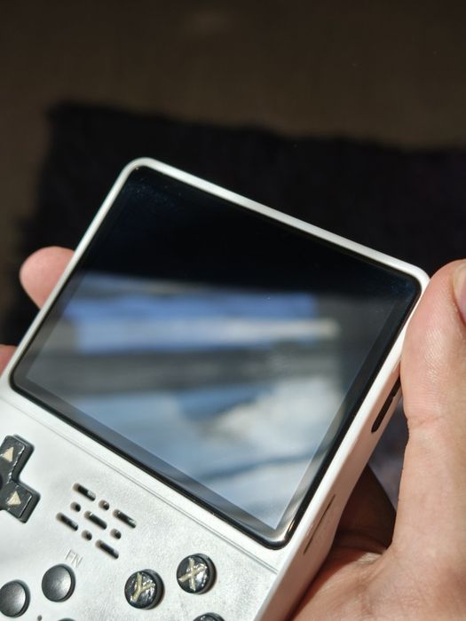 Consolă R36s nouă - 128gb SanDisk SD
