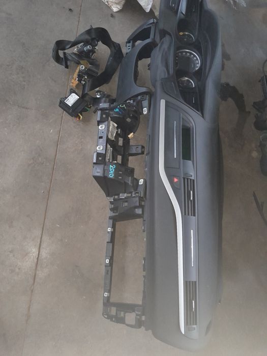 Plansa bord cu airbaguri citroen c5 2010