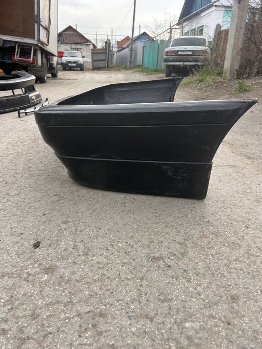 Продам бампера на бмв 7