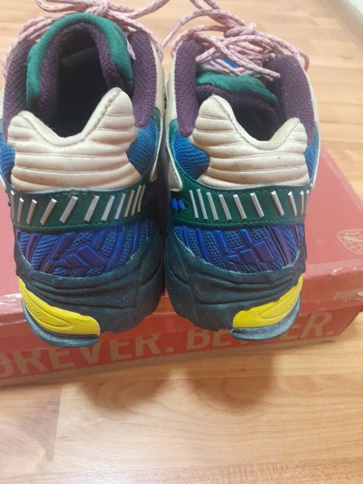 Pantofi sport Adidas,mărime 42,5,lungime brant 27 cm