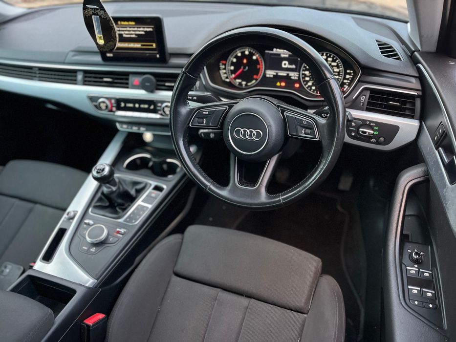dezmembrez audi a4 b9 TFSI
