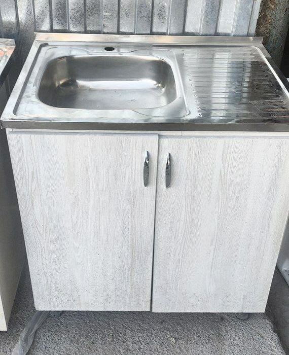 Шкаф  мойка для кухни новый

Размер 80*60

Модель 046