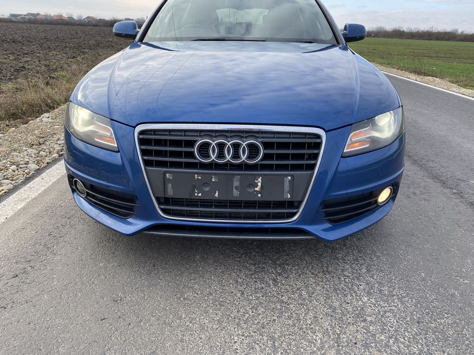 Faruri trager radiatoare capota Audi A4 B8 S line