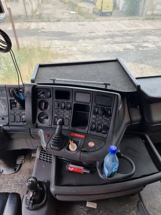 Scania L124 470.