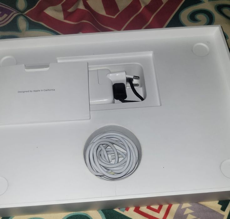 Macbook air 13 a2179 экран на 35% разбить
