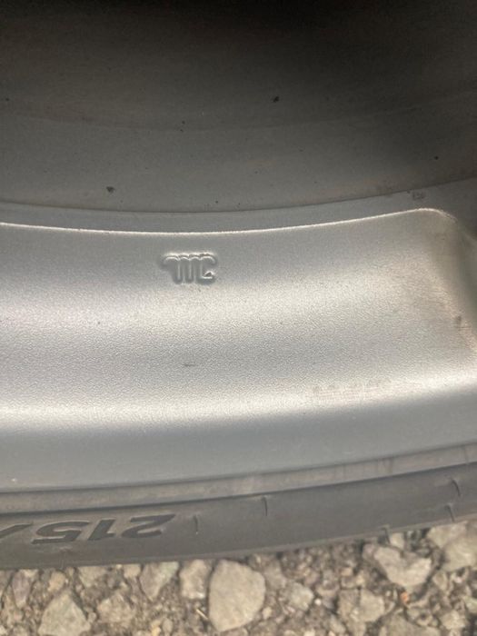 Титановый        диск с ризной