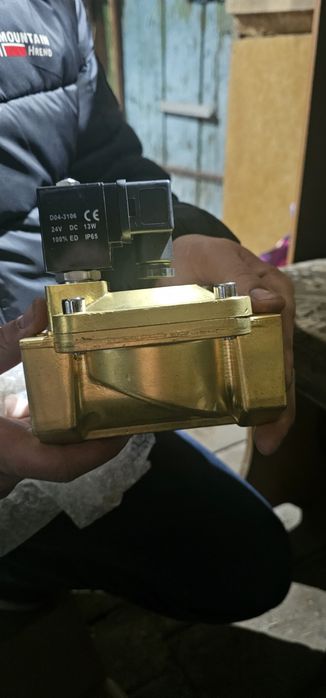 Электро магнитный клапан